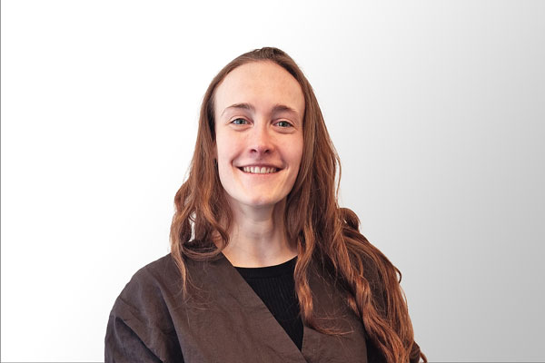 Hanna est rédactrice pour la section télécommunications et assurances de Comparateur.be.