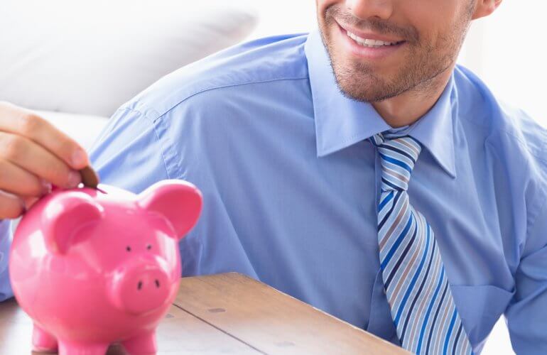 Man bespaart op verzekeringen